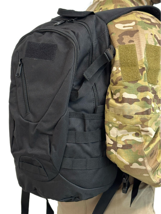 Рюкзак для активного отдыха 20 литров черный 