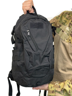 Рюкзак для активного отдыха 20 литров черный 