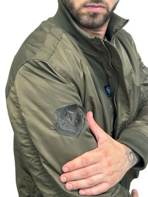 Куртка зимняя Бомбер тактическая олива