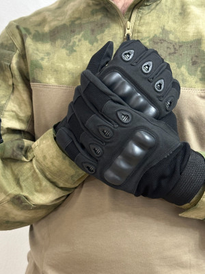 Перчатки тактические с пластмассовыми вставками