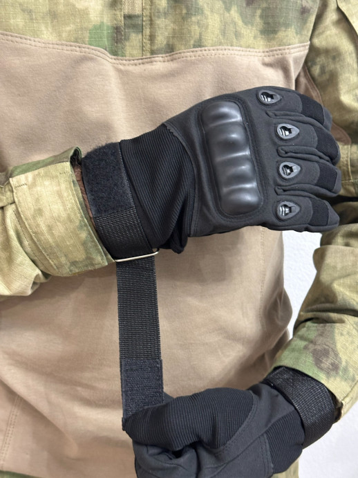 Перчатки тактические с пластмассовыми вставками