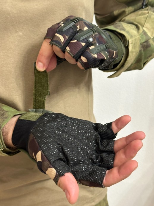 Перчатки без пальцев Adventure зеленый камуфляж