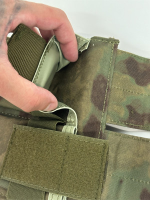 Подсумок закрытого типа под 2 магазина Мох