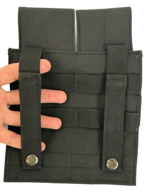 Подсумок закрытого типа под 2 магазина черный